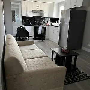 https://brand-new-one-bedroom-two-bed-separated-suite.hotels-victoria.net